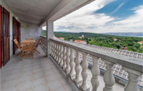 3 Bedroom Stunning Apartment In Novi Vinodolski